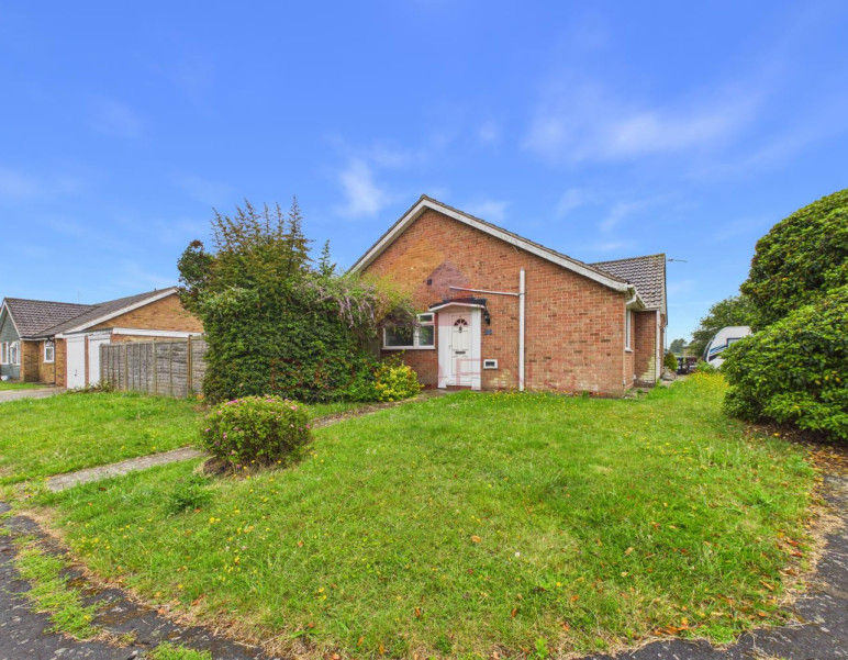 Photo of Cedar Close, WALTON ON THE NAZE