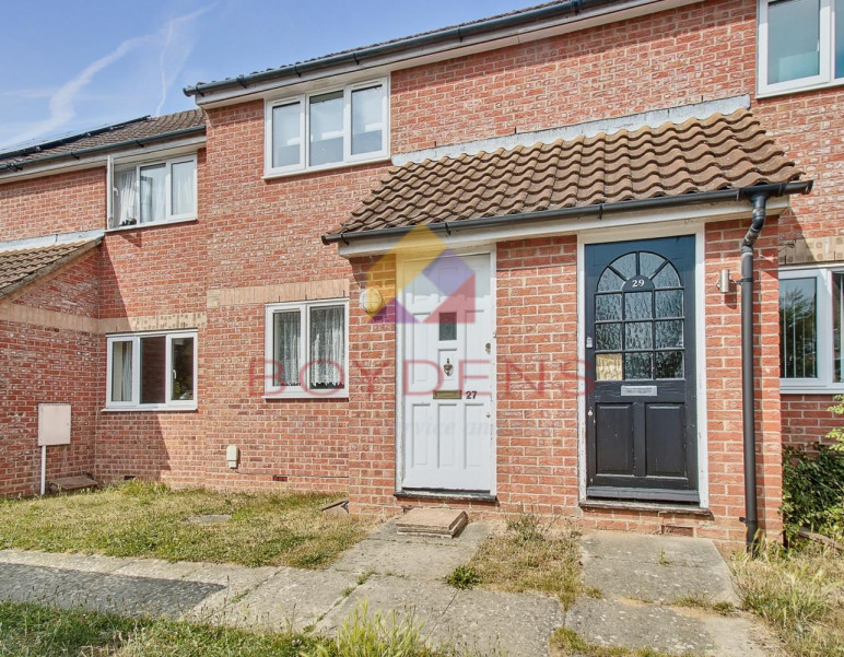 Photo of Lynns Hall Close, Sudbury