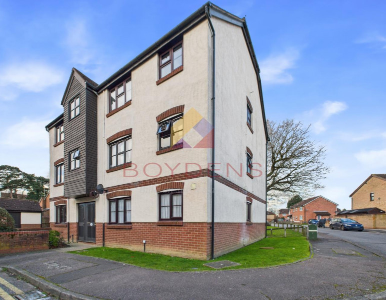 Photo of California Close, Colchester