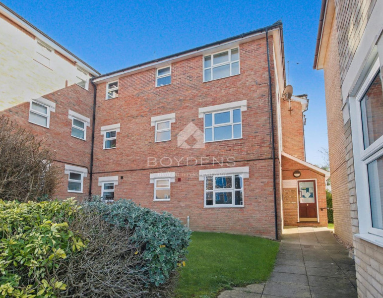 Photo of Oxford Court, Colchester