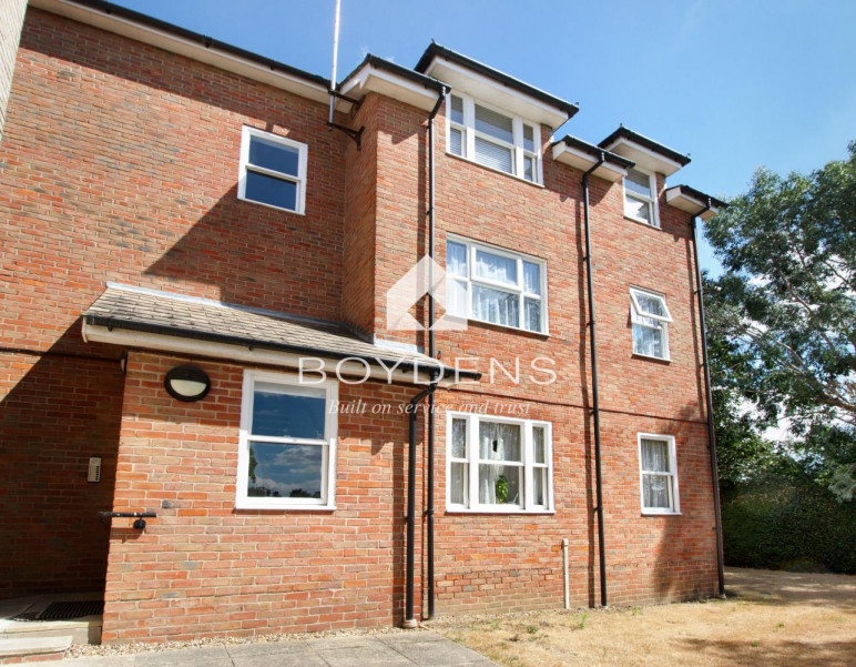 Photo of Oxford Court, Colchester