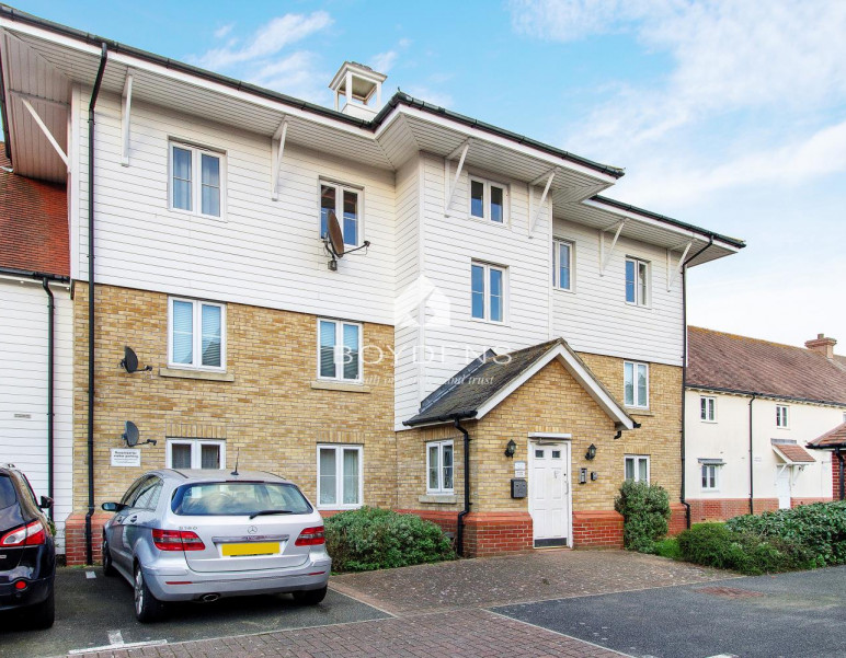 Photo of Oxton Close, Colchester