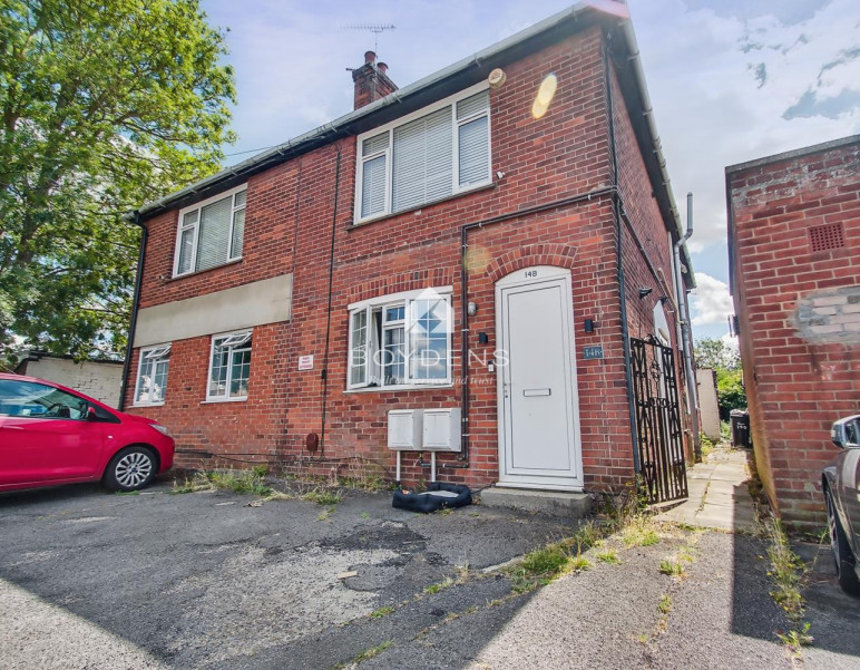 Photo of St. Nicholas Close, Witham
