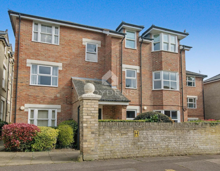 Photo of Oxford Court, Colchester