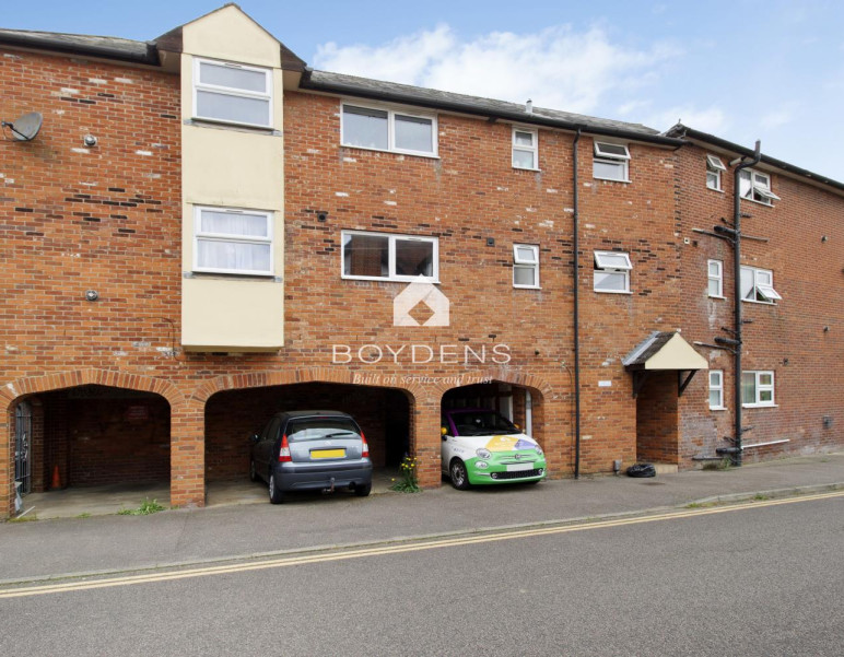 Photo of 48 Inglis Road, COLCHESTER