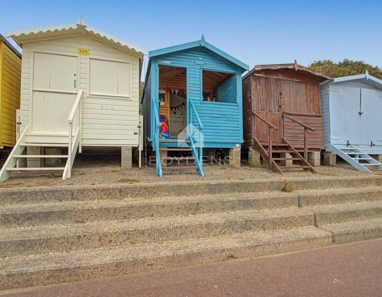 Photo of High Wall, Frinton on Sea