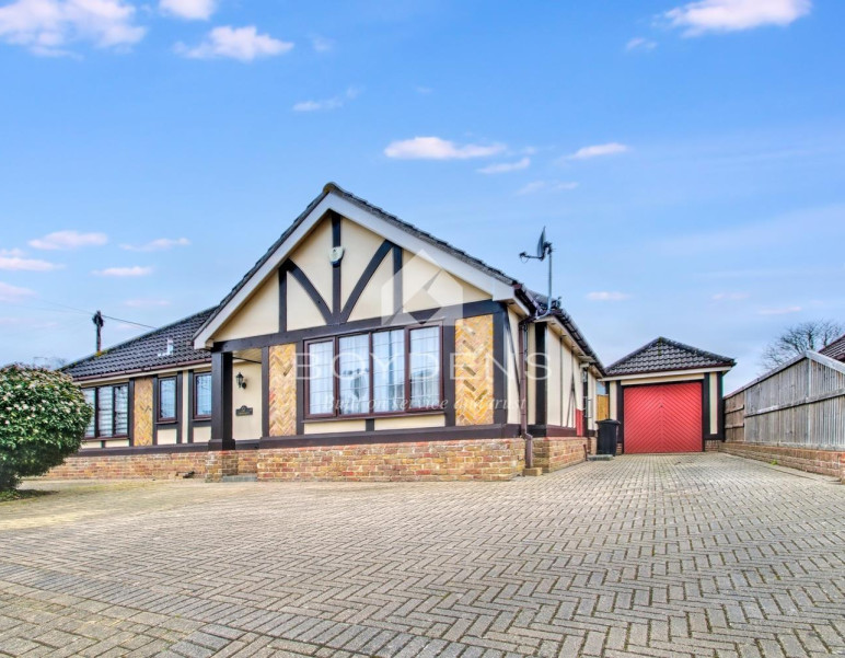 Photo of 1 Sladburys Lane, Clacton-On-Sea