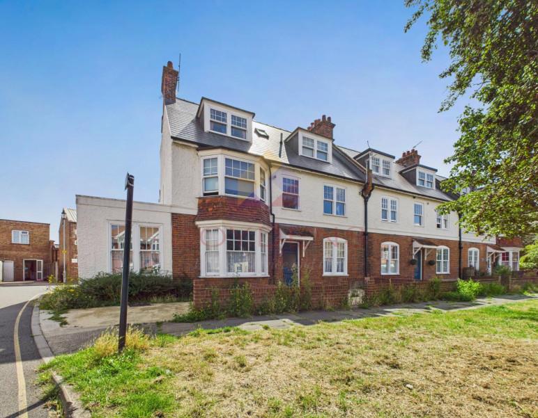 Photo of Old Road, Frinton-On-Sea