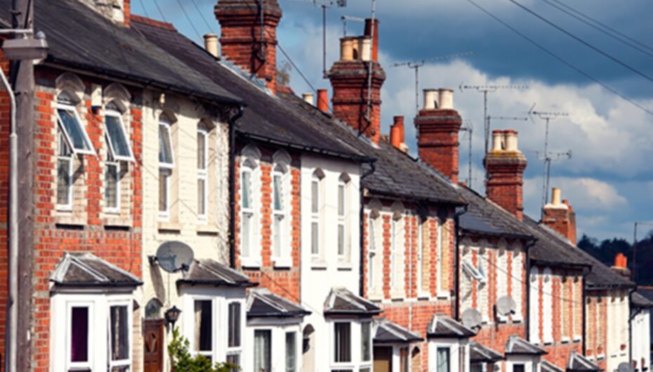 UK house prices have climbed on average by £25,000 in the past year alone News Post Image